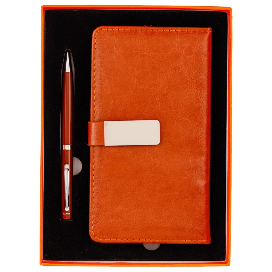 Set Agendă Maro cu Pix – Eleganță și Organizare