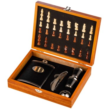 Set Ploscă Neagra cu Șah – Cadou Elegant și Practic