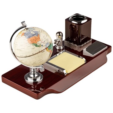 Organizator birou cu glob și accesorii – finisaj lemn